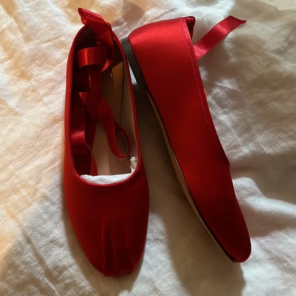 J.CREW SATIN PLEATED TOE AND RIBBON BALLET FLATS 7.5 NWT J CREW - Picture 4 of 4